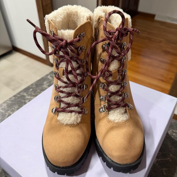 Madden Girl Shoes - NEW Madden Girl Hayess Faux-Fur Hiker Booties